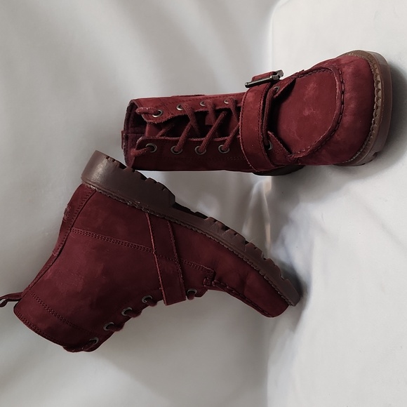 Polo Ralph Lauren Ranger Hi II Leather Boots (Boys Size 1) - Picture 7 of 16